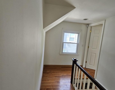 895 Madison Avenue - Photo Thumbnail 17