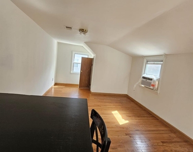 895 Madison Avenue - Photo Thumbnail 18