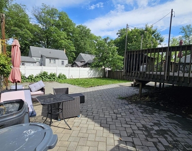 895 Madison Avenue - Photo Thumbnail 22