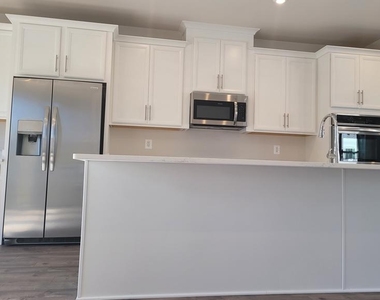 10586 Ratcliffe Trail - Photo Thumbnail 4