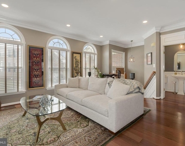 47675 Loweland Terrace - Photo Thumbnail 3