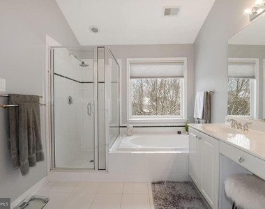 47675 Loweland Terrace - Photo Thumbnail 19