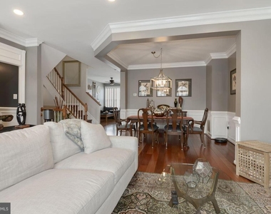 47675 Loweland Terrace - Photo Thumbnail 5