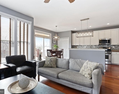 47675 Loweland Terrace - Photo Thumbnail 13