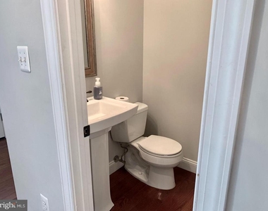7808 Hyson Park Court - Photo Thumbnail 19