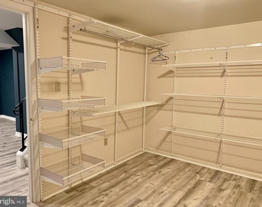 7808 Hyson Park Court - Photo Thumbnail 18