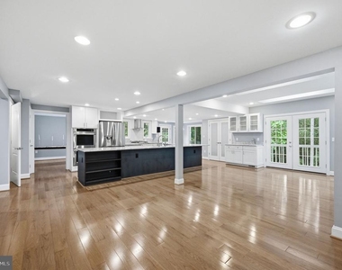 8474 Ararat Court - Photo Thumbnail 8