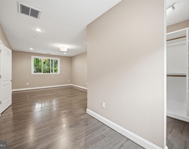 8474 Ararat Court - Photo Thumbnail 13