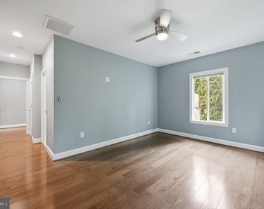 8474 Ararat Court - Photo Thumbnail 16