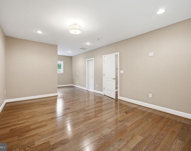 8474 Ararat Court - Photo Thumbnail 12