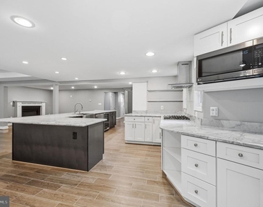 8474 Ararat Court - Photo Thumbnail 7
