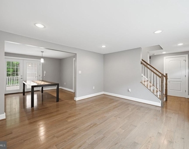 8474 Ararat Court - Photo Thumbnail 3