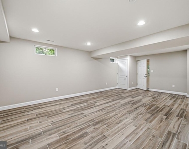 8474 Ararat Court - Photo Thumbnail 30