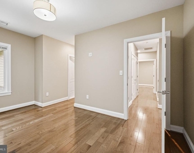 8474 Ararat Court - Photo Thumbnail 21