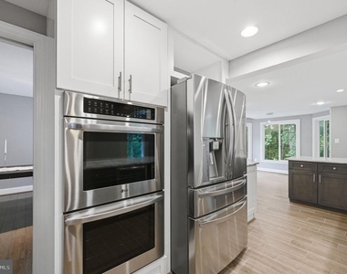 8474 Ararat Court - Photo Thumbnail 4
