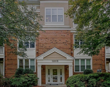 12915 Alton Square - Photo Thumbnail 16