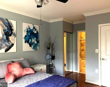12915 Alton Square - Photo Thumbnail 8