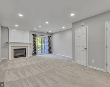5980 Kimberly Anne Way - Photo Thumbnail 10