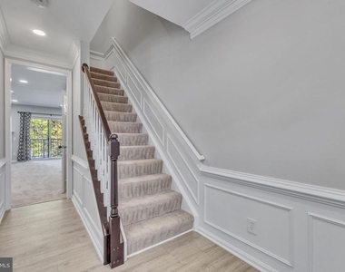 5980 Kimberly Anne Way - Photo Thumbnail 2