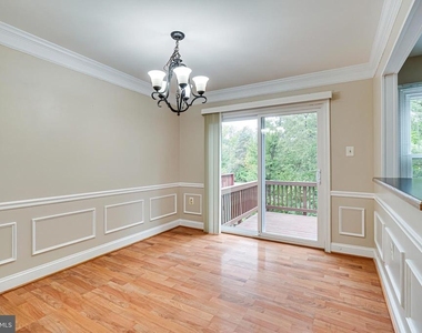 5708 Heritage Crossing Court - Photo Thumbnail 14