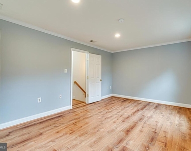 5708 Heritage Crossing Court - Photo Thumbnail 25