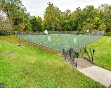 5708 Heritage Crossing Court - Photo Thumbnail 46