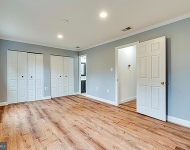 5708 Heritage Crossing Court - Photo Thumbnail 24