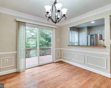 5708 Heritage Crossing Court - Photo Thumbnail 15