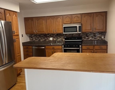 6718 Chestnut Oak Lane - Photo Thumbnail 1