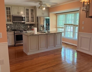 5149 Woodmire Lane - Photo Thumbnail 5