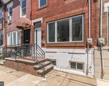 2035 Mountain Street - Photo Thumbnail 3