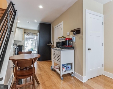 2035 Mountain Street - Photo Thumbnail 9