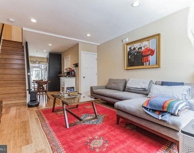 2035 Mountain Street - Photo Thumbnail 5
