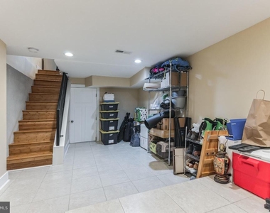 2035 Mountain Street - Photo Thumbnail 18