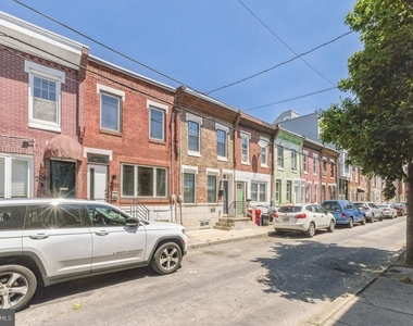 2035 Mountain Street - Photo Thumbnail 2