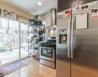 2035 Mountain Street - Photo Thumbnail 14