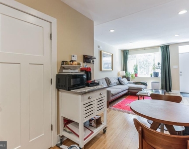 2035 Mountain Street - Photo Thumbnail 10