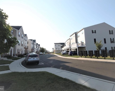 228 Compass Drive - Photo Thumbnail 1