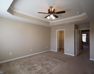 228 Compass Drive - Photo Thumbnail 15