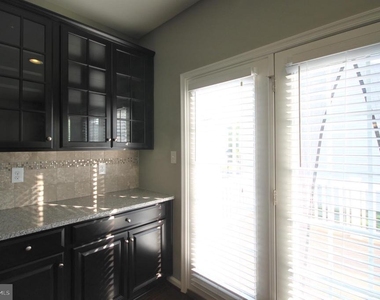 228 Compass Drive - Photo Thumbnail 10