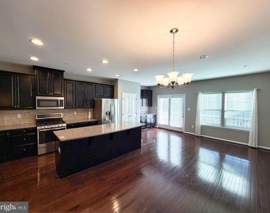 228 Compass Drive - Photo Thumbnail 33