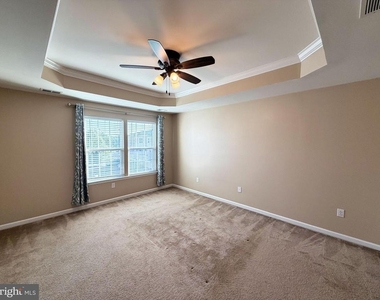 228 Compass Drive - Photo Thumbnail 35