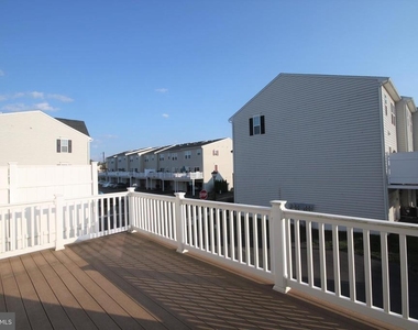 228 Compass Drive - Photo Thumbnail 28