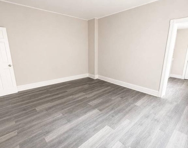 217 E Marshall Street - Photo Thumbnail 9