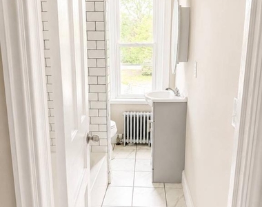 217 E Marshall Street - Photo Thumbnail 10
