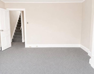 217 E Marshall Street - Photo Thumbnail 11