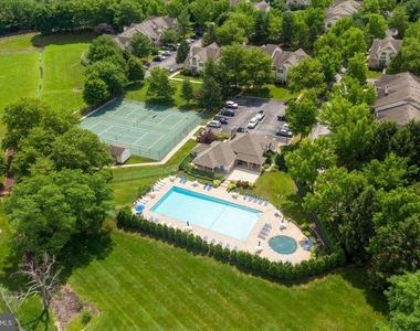 1512 Foxmeadow Circle - Photo Thumbnail 29