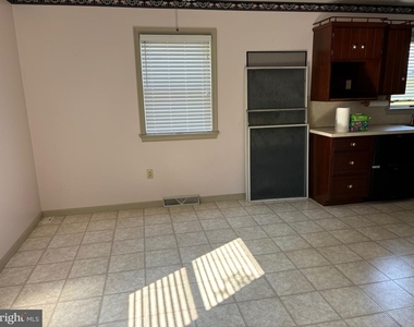 23 Sherrard Drive - Photo Thumbnail 3