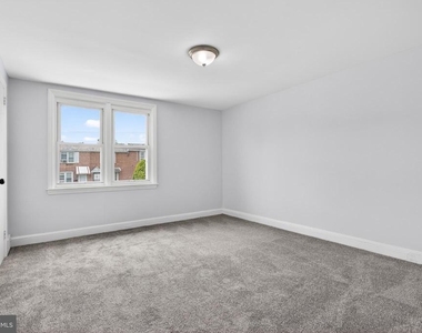 125 W 21st Street - Photo Thumbnail 11