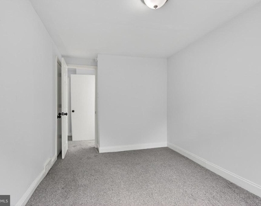 125 W 21st Street - Photo Thumbnail 16